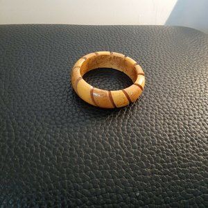 Vintage Bakelite Bangle Carved Amber light marbling color 1" wide 40s